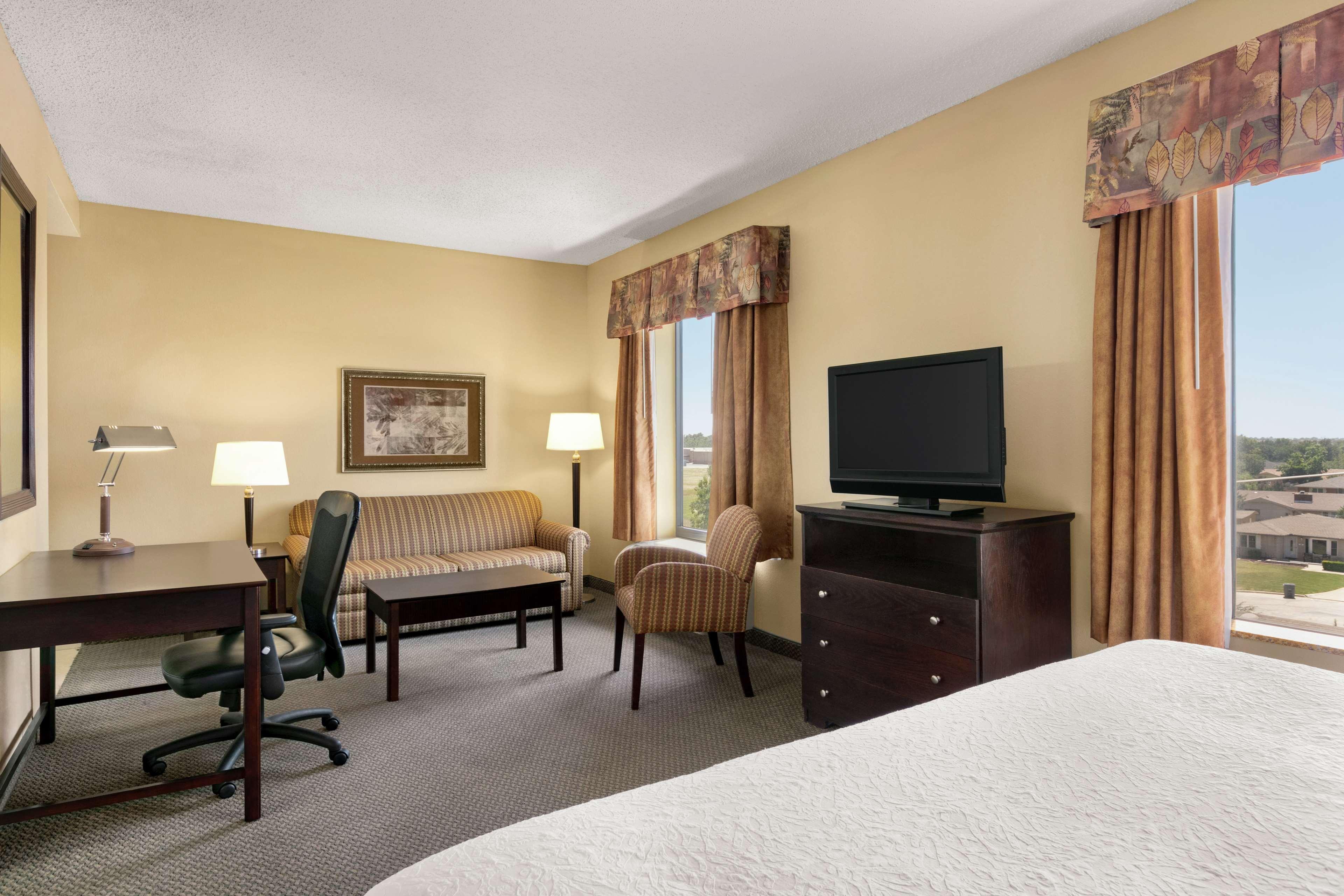 Hampton Inn & Suites Lawton Eksteriør bilde
