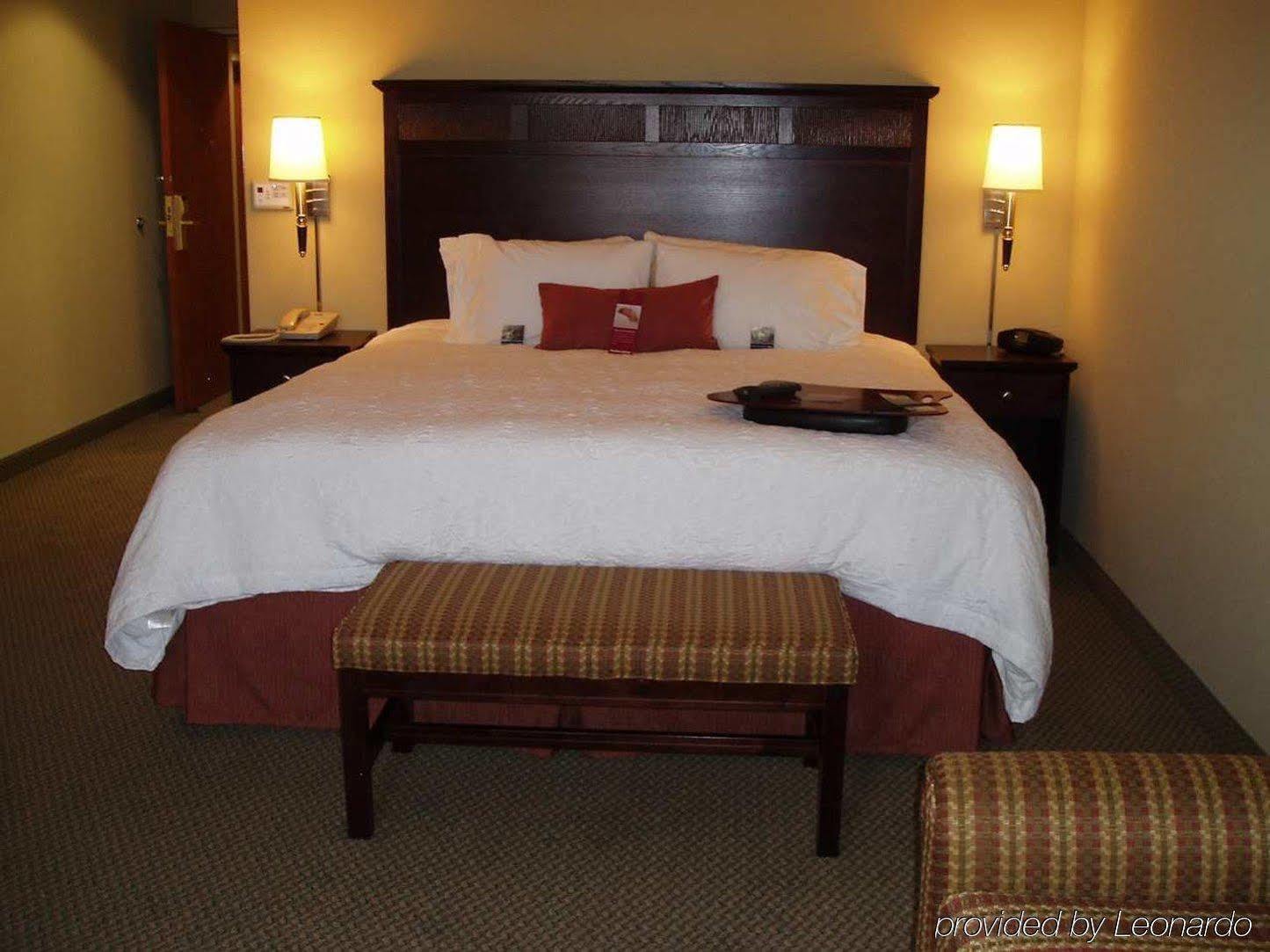 Hampton Inn & Suites Lawton Rom bilde